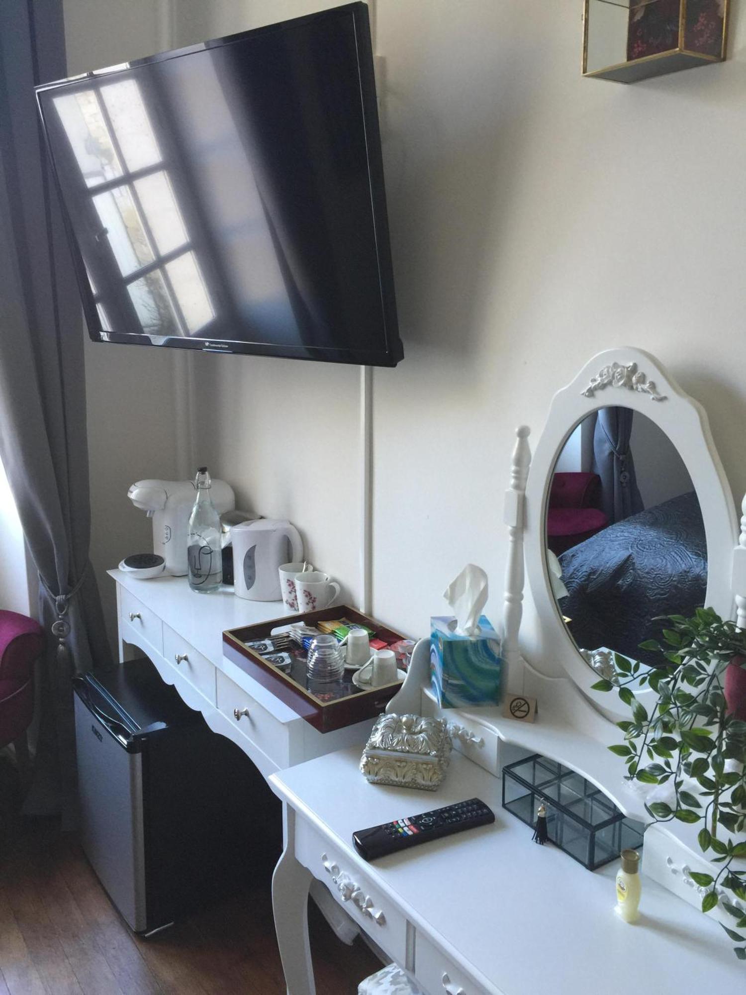 Vue Du Chateau D'Excideuil En Chambres Szoba fotó