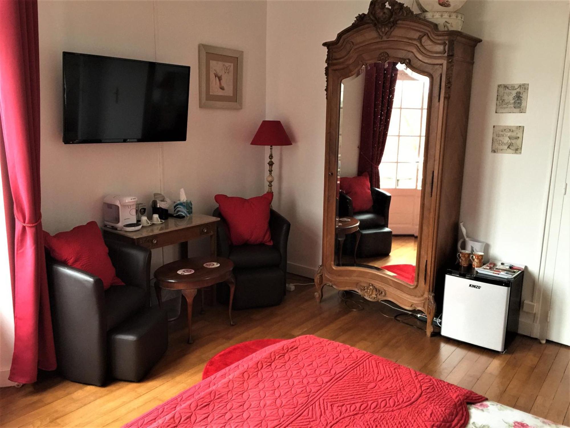 Vue Du Chateau D'Excideuil En Chambres Szoba fotó